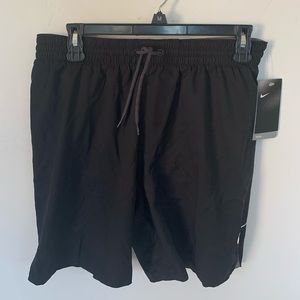 Mens Nike Repel Shorts/ swim trunks sz M *new*